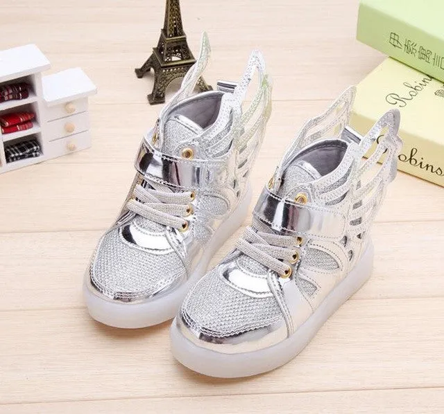 Children shoes with light 2016 New Children Lighted Shoes Boy Girl LED Flashing Shoes Kids Fashion Sneakers With Wings Shining