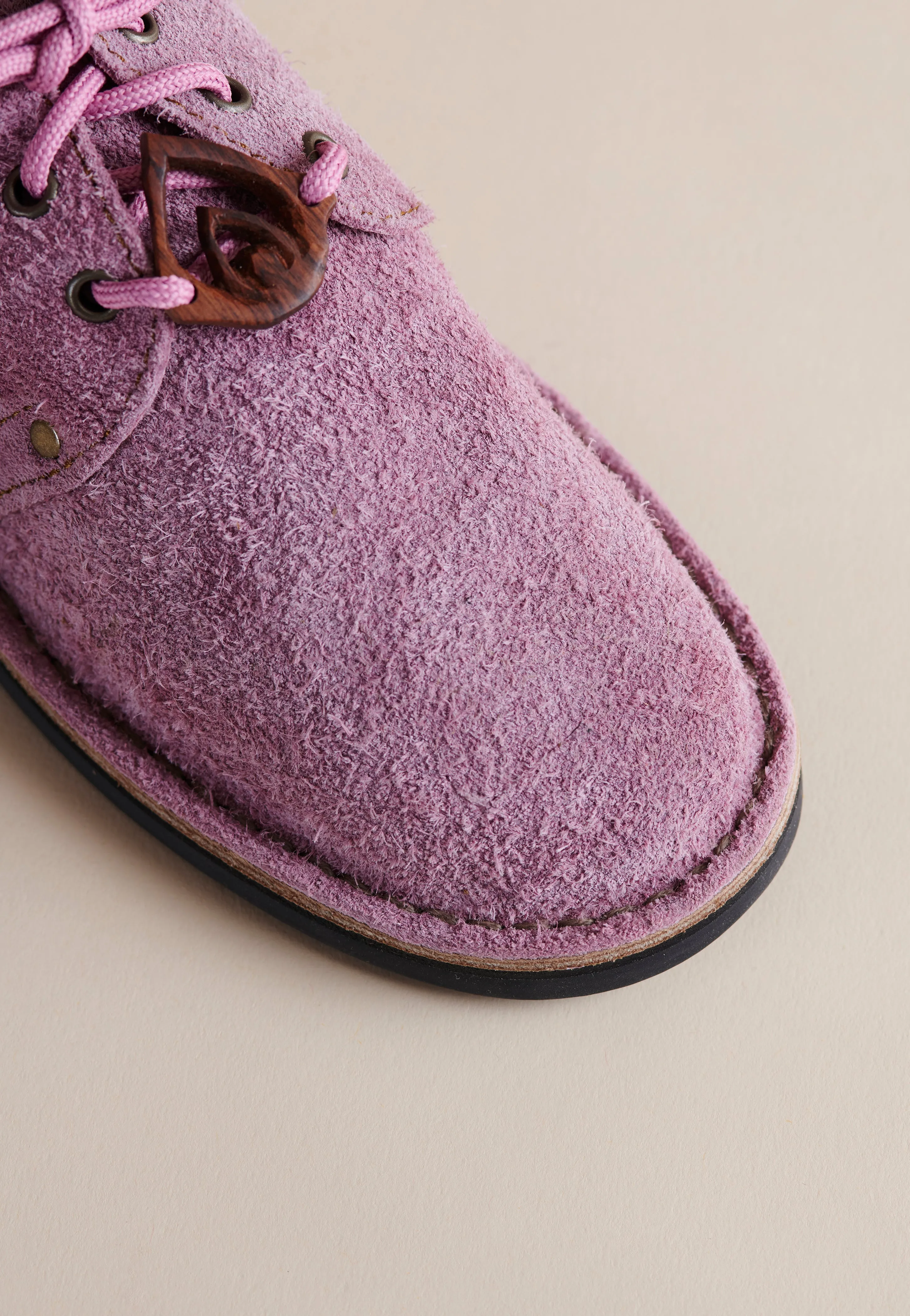 Erongo Vellies in Lavender Suede