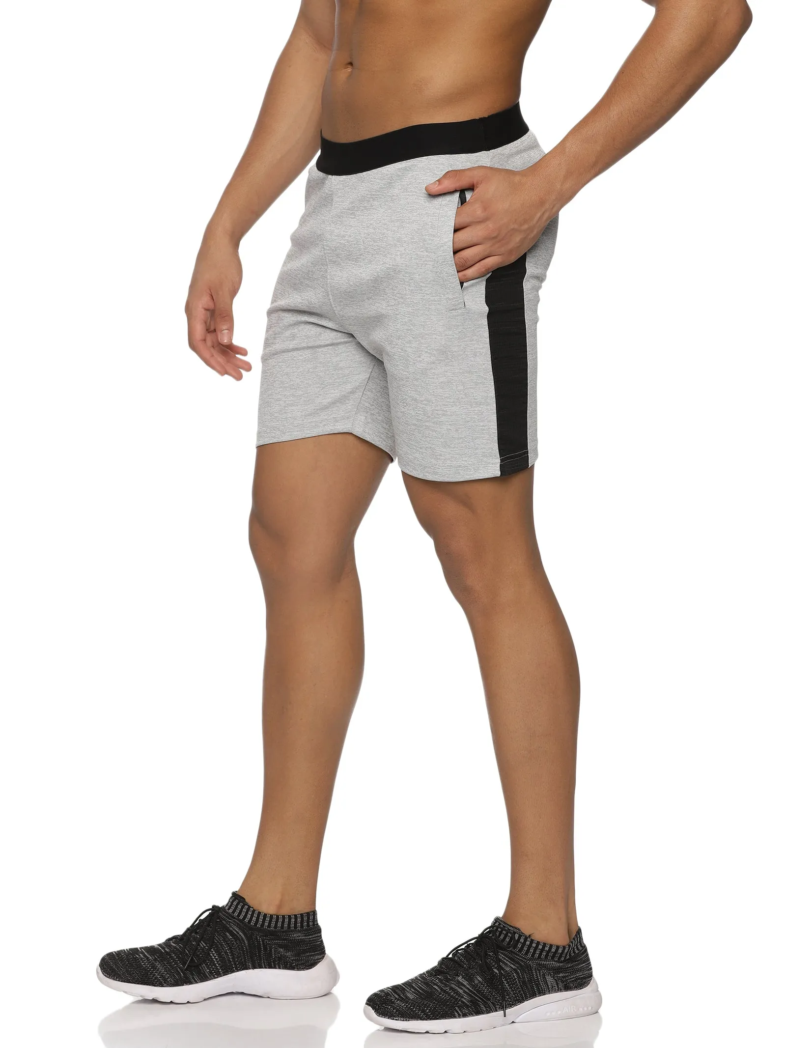 Men Training Shorts With Elastic Waist Band & Zipper Pockets