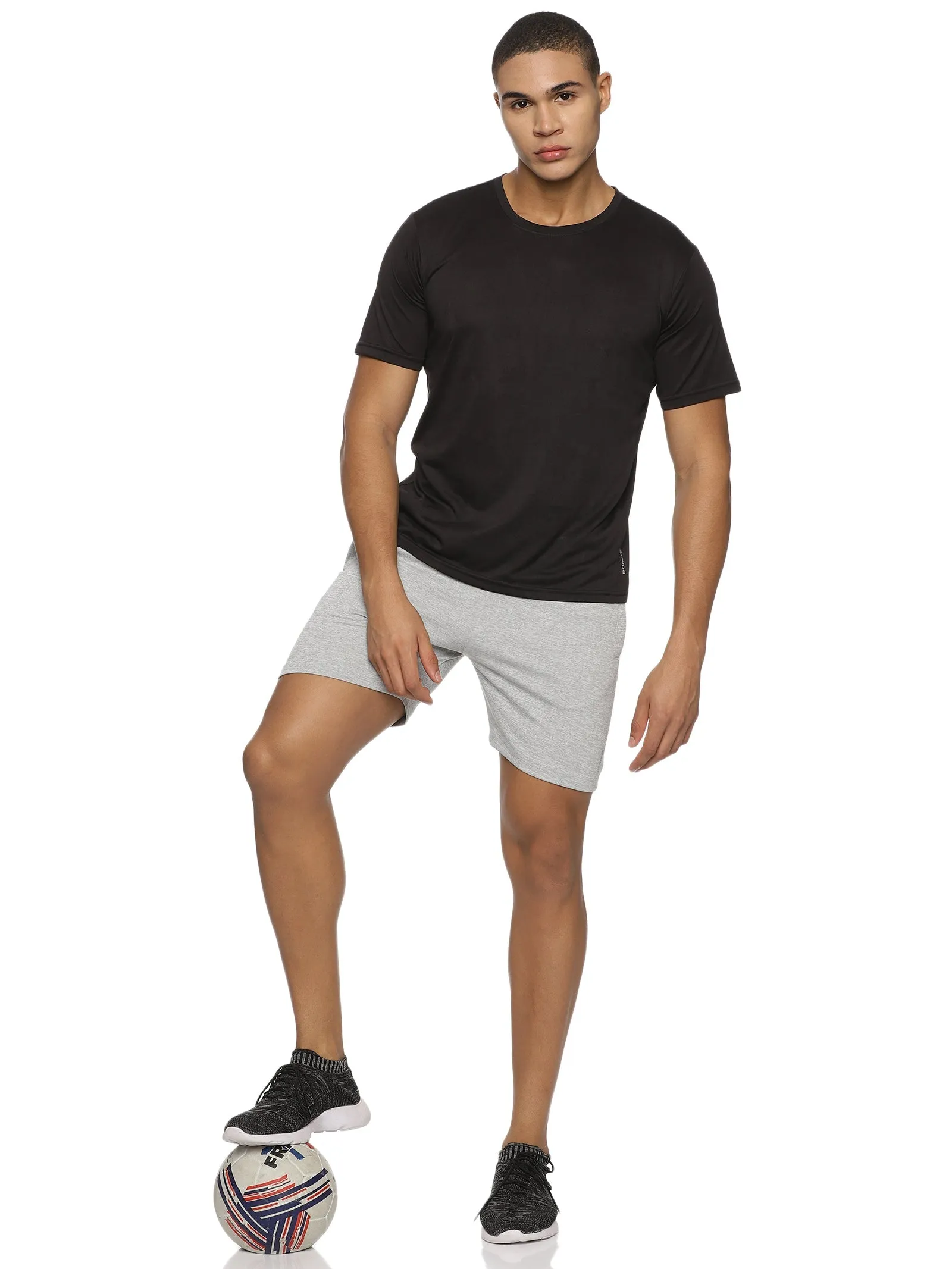 Men Training Shorts With Elastic Waist Band & Zipper Pockets