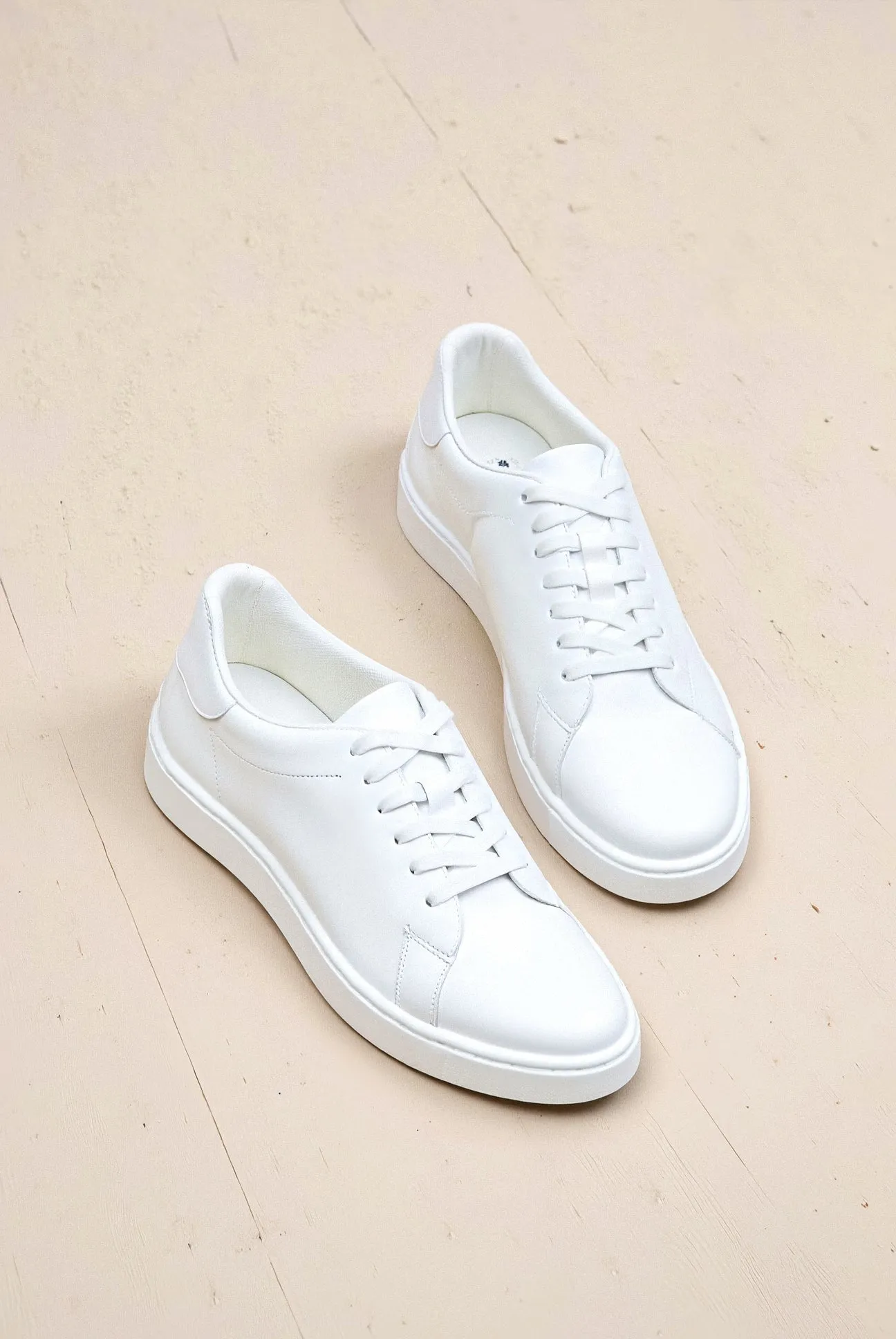 Old Money Classic Solid Color Elegant Sneaker Shoes