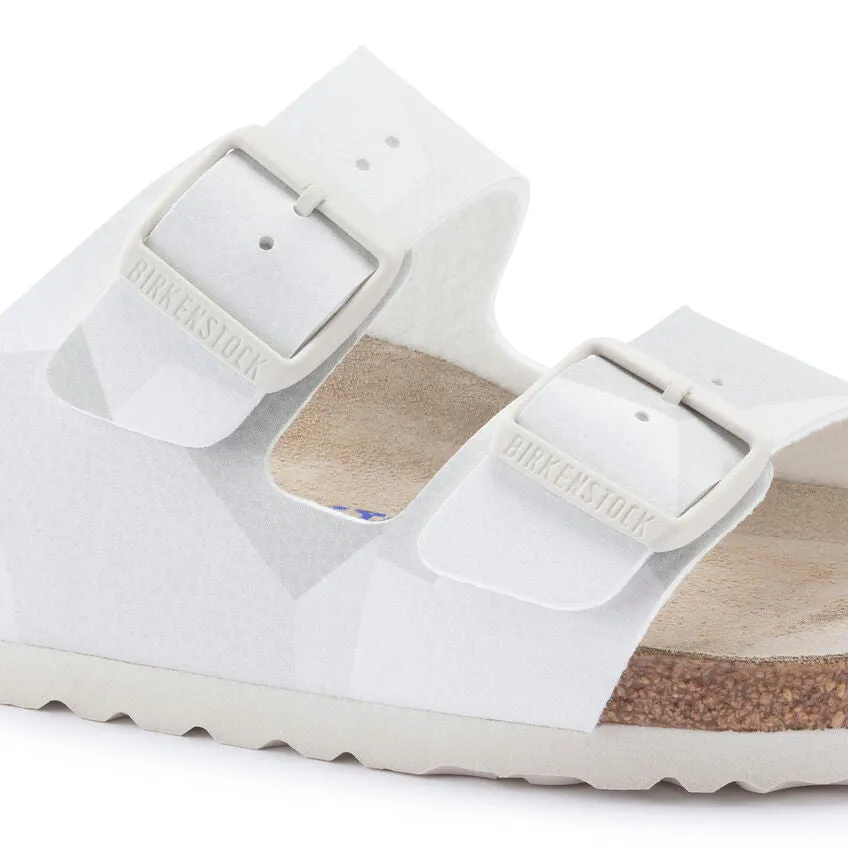 WOMEN'S BIRKENSTOCK ARIZONA SANDAL | DESERT SOIL GEO CAMO SNOW WHITE